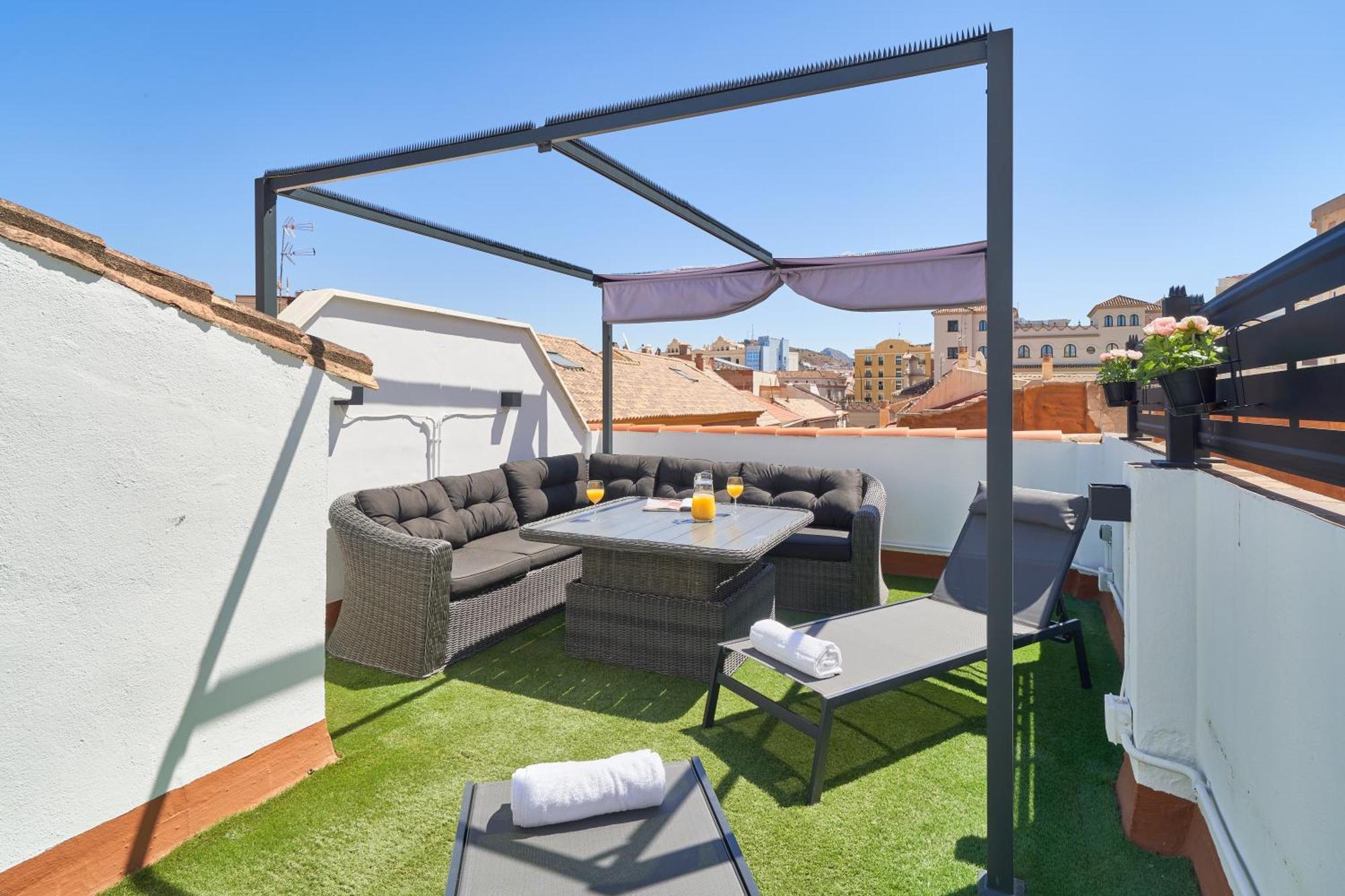 Sun-Kissed Getaway Apartment Malaga Luaran gambar
