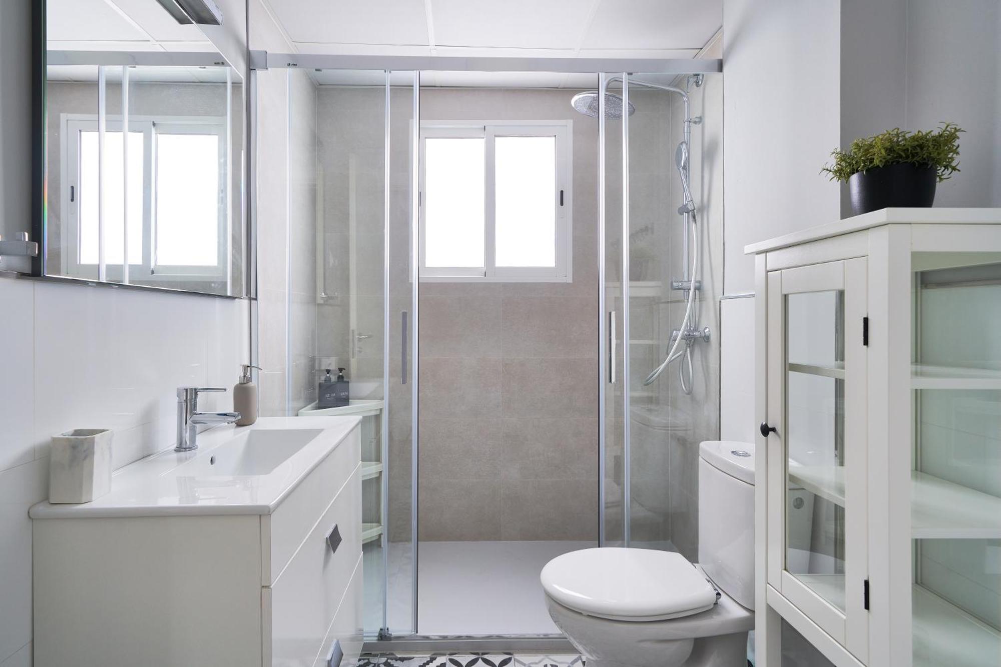 Sun-Kissed Getaway Apartment Malaga Luaran gambar